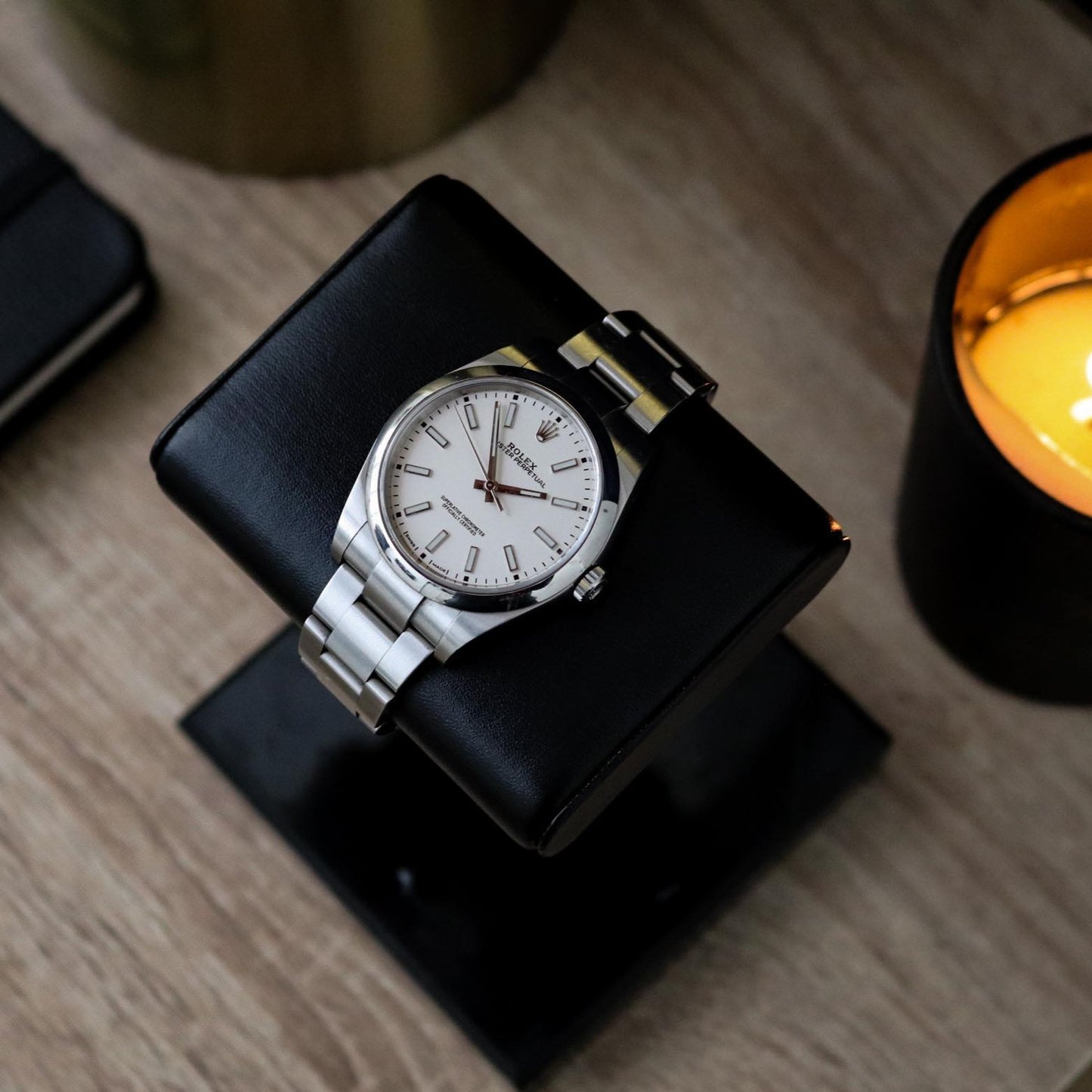 Single Leather Watch Stand